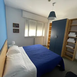 Canal Apartment Milan